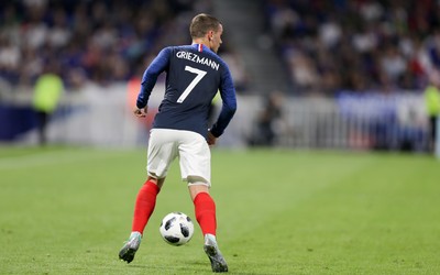 88A8娱乐-劳塔罗点球一锤定音